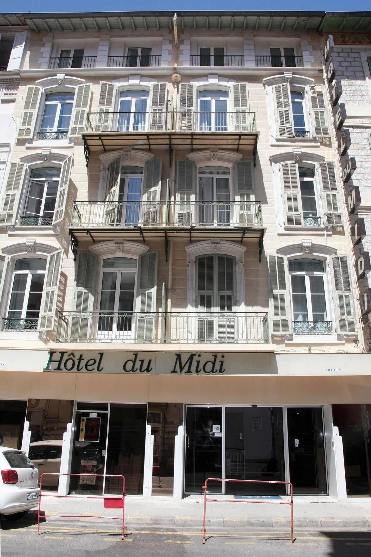 Du Midi Hotel